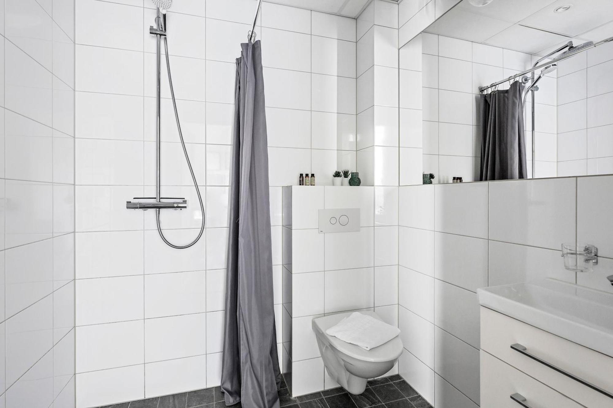 Forenom Aparthotel Stockholm Bromma Værelse billede