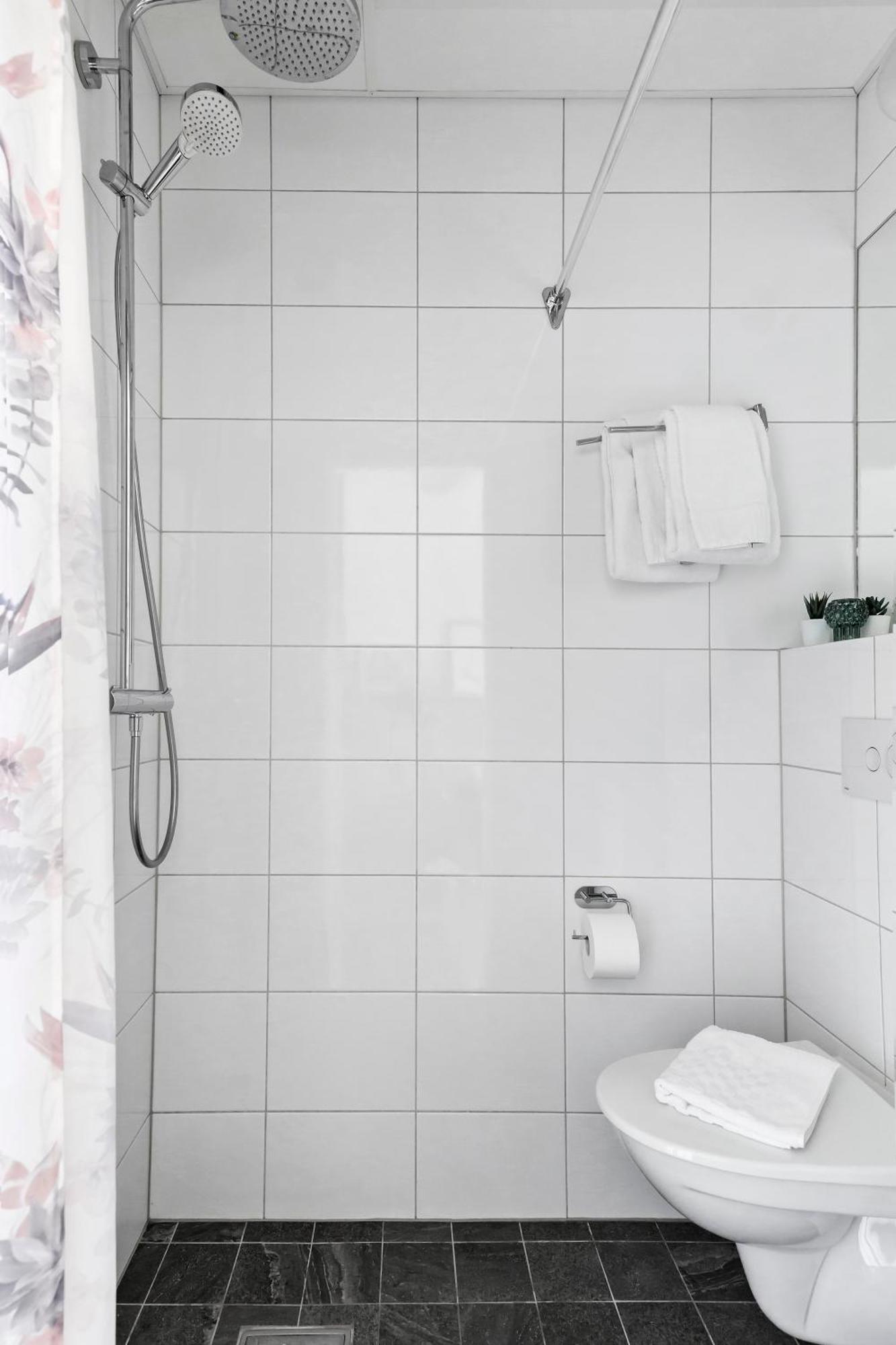 Forenom Aparthotel Stockholm Bromma Værelse billede