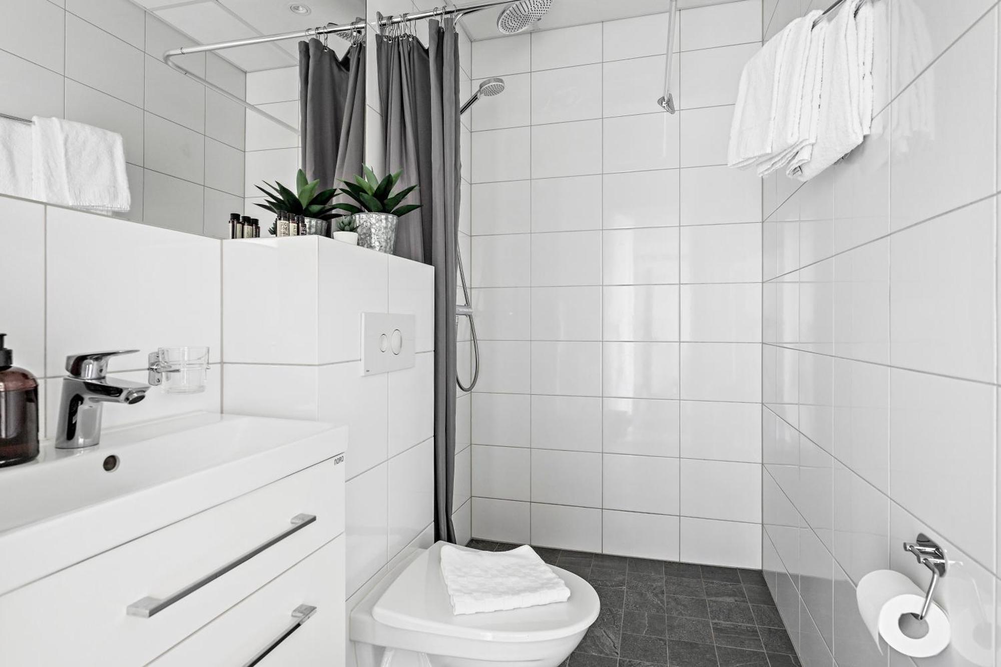 Forenom Aparthotel Stockholm Bromma Værelse billede